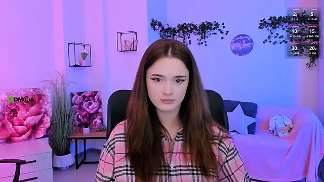liana_kisses webcam