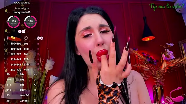 mayzzie's live room