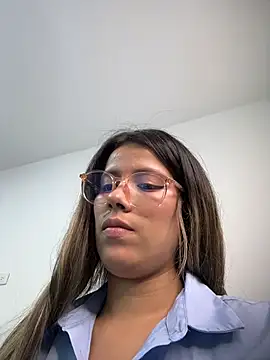 NINI__MOON__ webcam