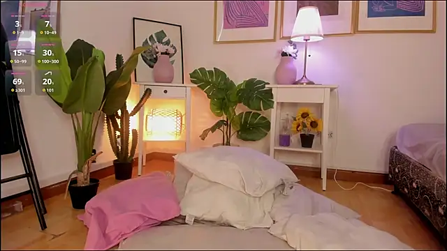 valka_collinss webcam