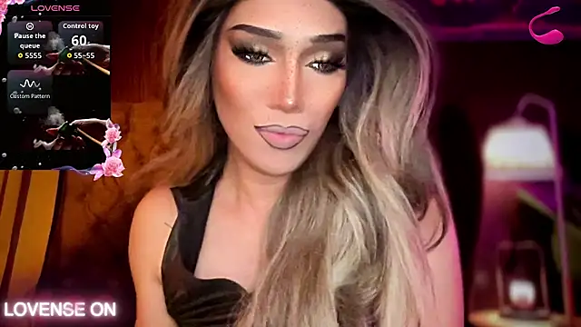 Lo_la_69 webcam