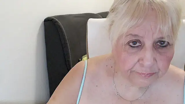 SusiLifeXXX live cam on StripChat