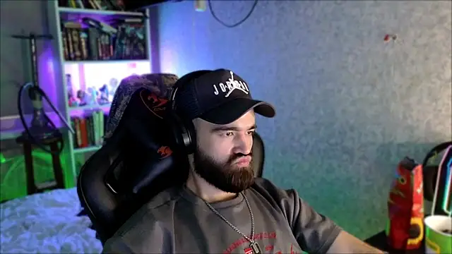 _Serious_Man webcam