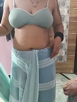 sweetylove01 webcam