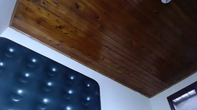 adrixxx38 webcam