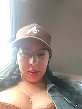luianna - Luianna's free webcam - UK Sex Cams