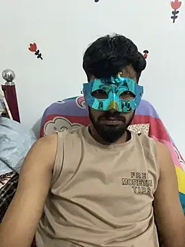 Priyanka011 webcam