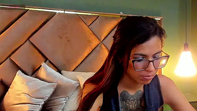 Emily_Lopera webcam