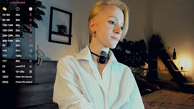 JanettePerro webcam