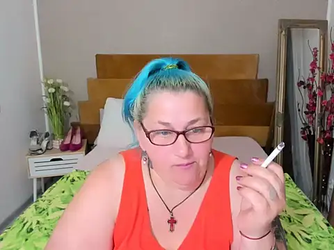 Sugarmommy_69X webcam