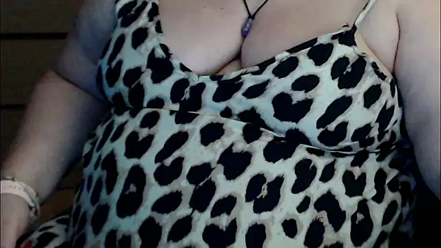 mayasmith (F milf) - cum show