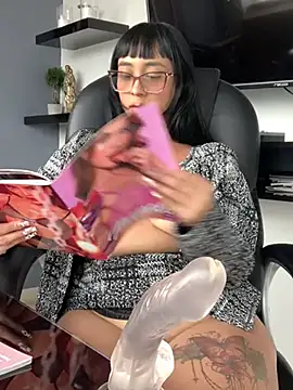 Adara_Muller webcam