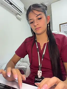 chat cam to cam Mia Alanna