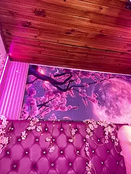 Taliaaa_Paris webcam