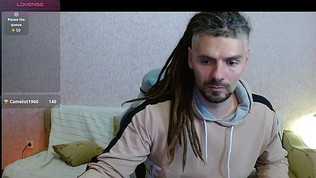 Aestheticguy101 webcam