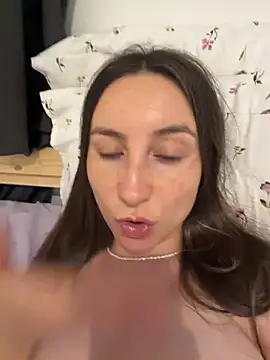 viviandaimond1 webcam