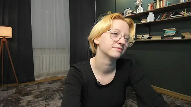 KelleCullison webcam