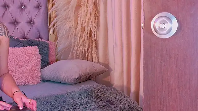 KarinaVacci webcam