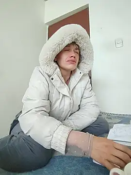 MARILYNKOVANOVA webcam