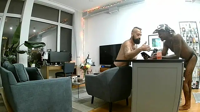 Bigtreatofficial webcam
