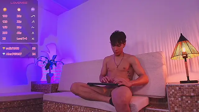 Ryaan_Stone webcam