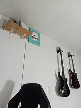 pervyangell's live room
