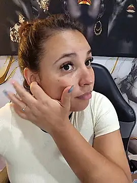 LizzRouse webcam