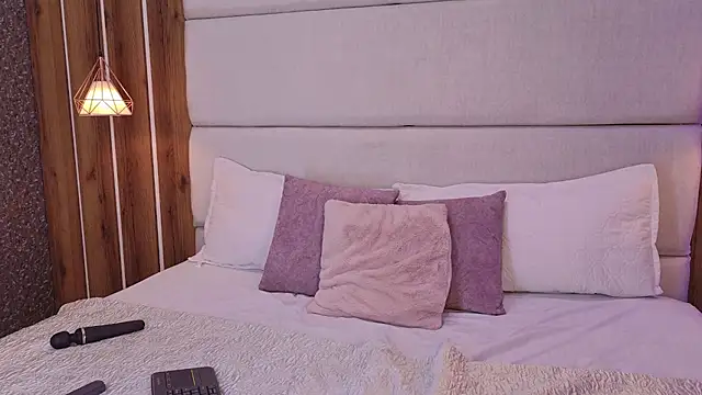 LolaGray__ webcam
