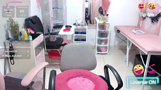 titsbiglovers webcam