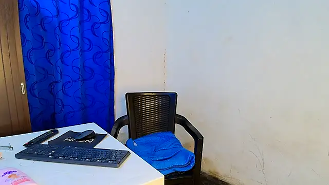 Oh_Tique webcam