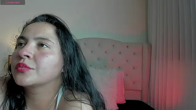 JadeBellee webcam