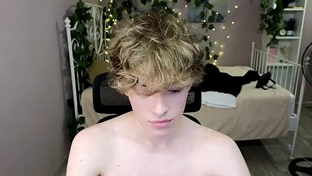 kevingarsiaa (M twink) - jerk off 1 min