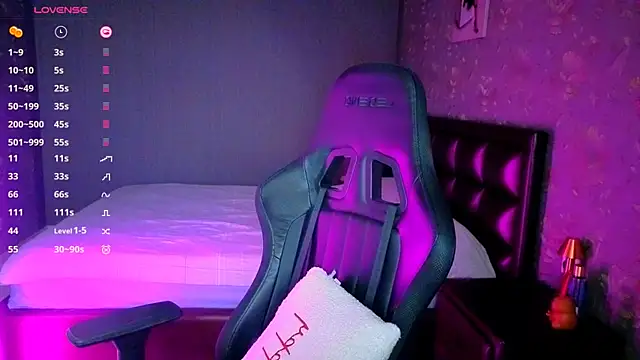 Ayla__Demir webcam