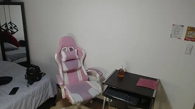 JessiDovee webcam