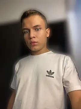 _Leo_Boy webcam