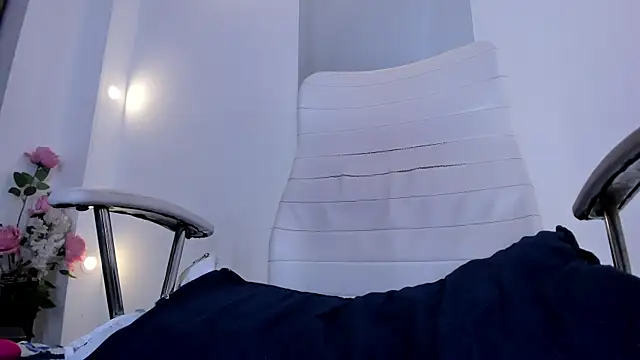 violet_giraldo webcam