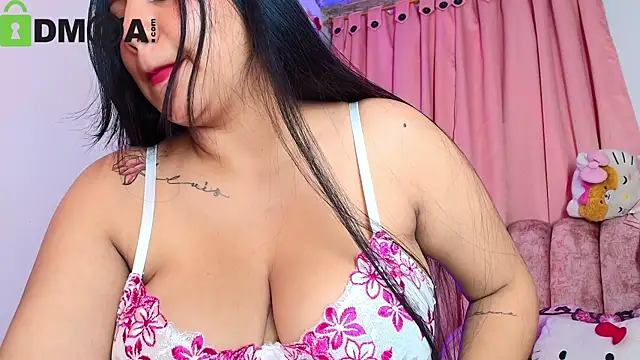 Lunaira_Deep webcam