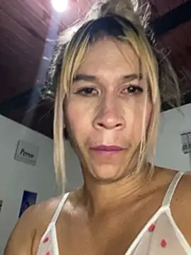 Astrid_Porno webcam