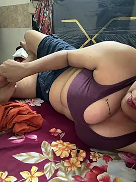 Pink_sassy webcam