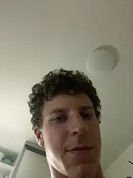 EvgeniiUszhin webcam