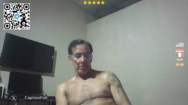 CaptainFox webcam