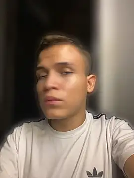 _Leo_Boy webcam