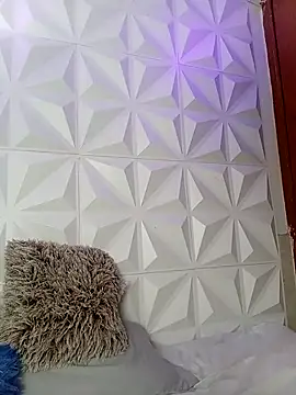 DALILAA_CURVY webcam