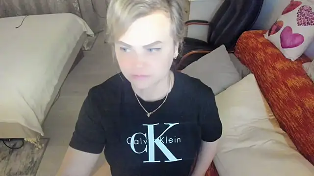 MildMature webcam