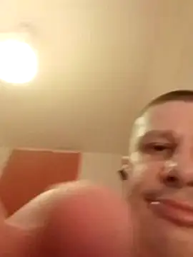 OioiJajaTJStrongKutasen webcam