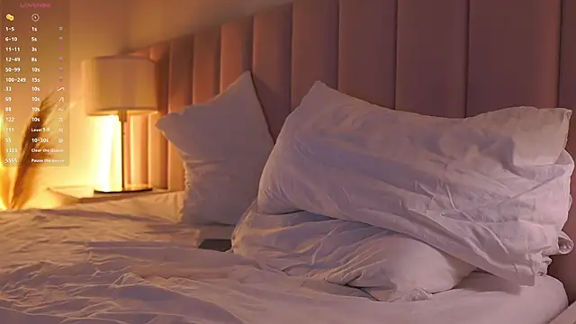 MiuMiuSasha live sex cam