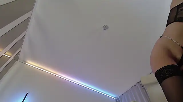 online nude chat Nova-Lee