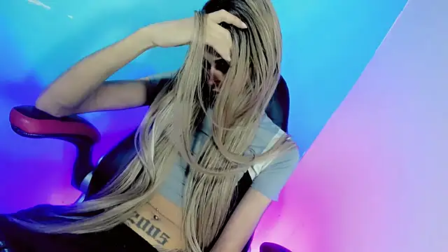 cami_valkyrie webcam