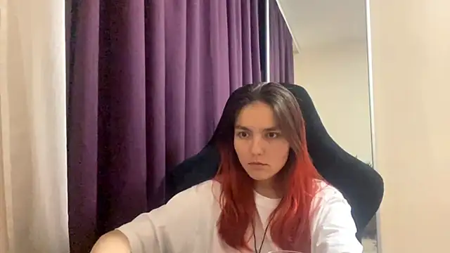 VelvetEden webcam