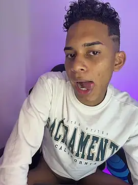 Nonnnty - Male webcam sex chat